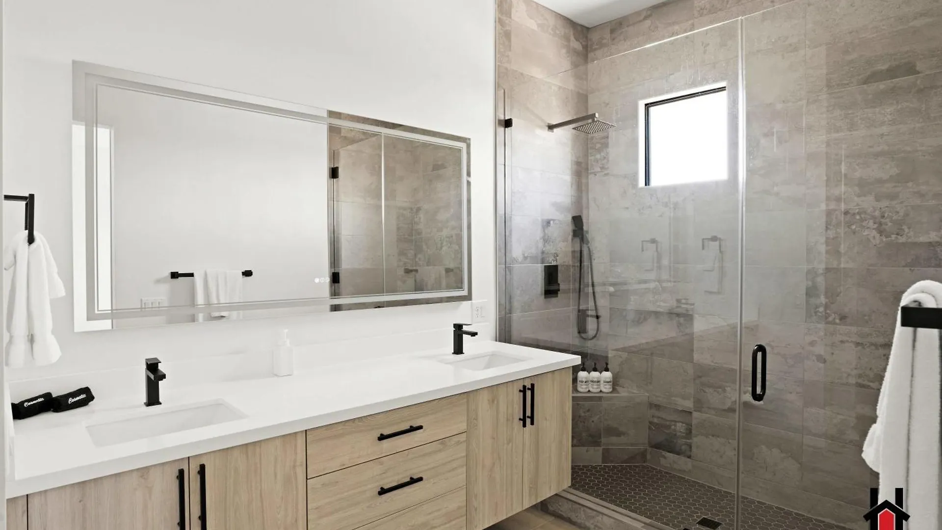 Townhome, Private Roof Terrace, Office, Garage Scottsdale